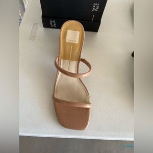 Dolce Vita “Nancie” Taupe NWOT size 10 Mule